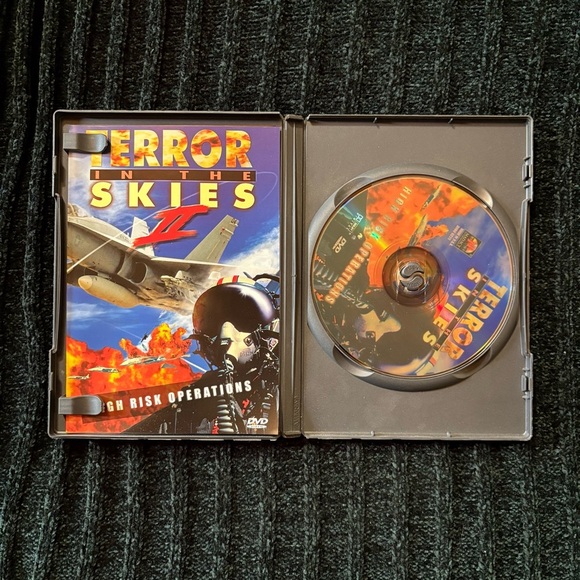 Terror in the Skies II DVD 2000 - Picture 3 of 3